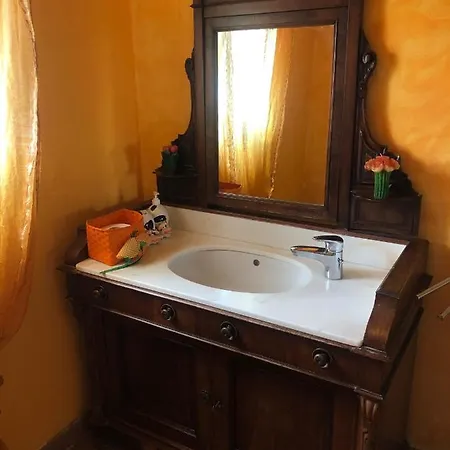 Monolocale La Mimosa منزل ريفي *